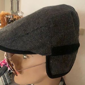 DPC hat with ear flaps tweed size large